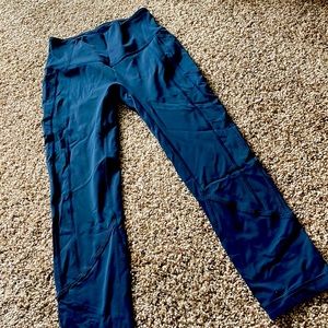 Lululemon Deep Teal/Navy - Cropped